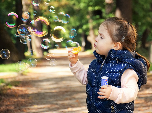 Kinderspiele Für Draußen Tipps Und Spiele Für Kinder